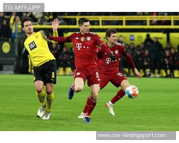 精彩瞬间尽在足球赛事图片中捕捉激情与荣耀的完美结合